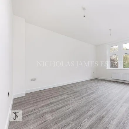 Rent this 2 bed apartment on Town Barbers in Church Street, London