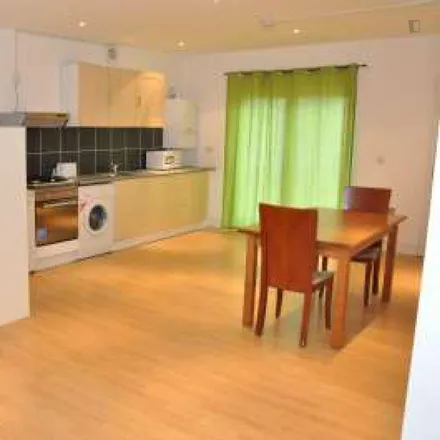 Rent this studio apartment on 86 Copenhagen Place in London, E14 7DE