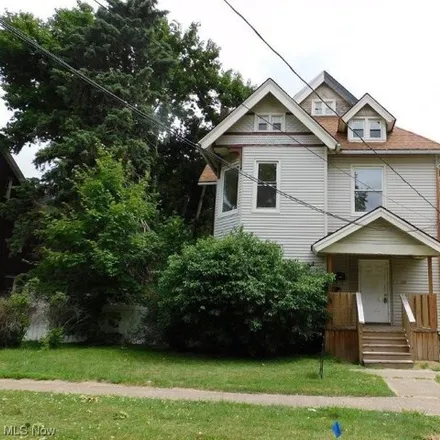 Buy this 6 bed house on 357 West 43rd Street in Ashtabula, OH 44004
