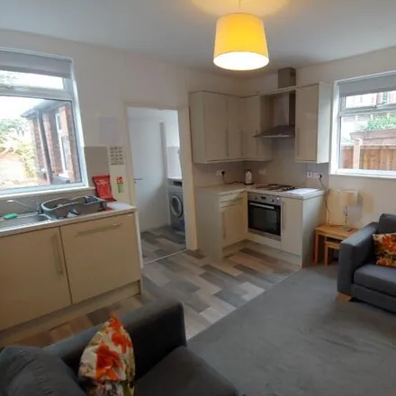 Rent this 4 bed duplex on 17 Dagmar Grove in Beeston, NG9 2BH