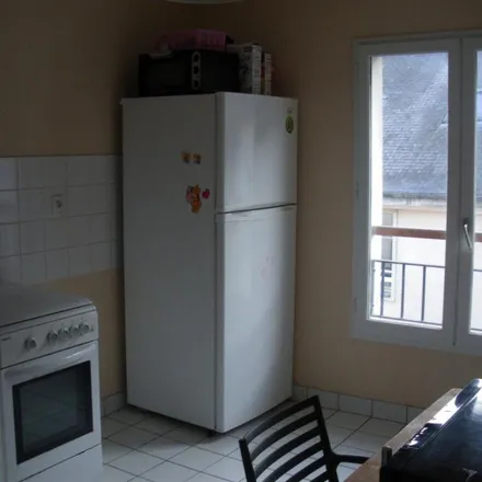 Rent this 4 bed apartment on 9 Rue de l'Horloge in 35000 Rennes, France