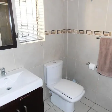 Image 7 - Dubloon Avenue, Wilgeheuwel, Roodepoort, 1734, South Africa - Apartment for rent