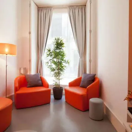 Image 2 - Porto Louge Hostel, Rua do Almada, 4000-407 Porto, Portugal - Apartment for rent