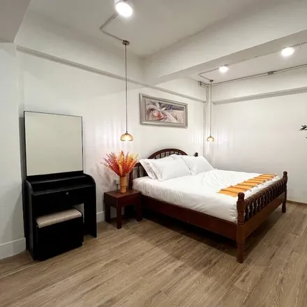 Rent this 5 bed apartment on Bangkok