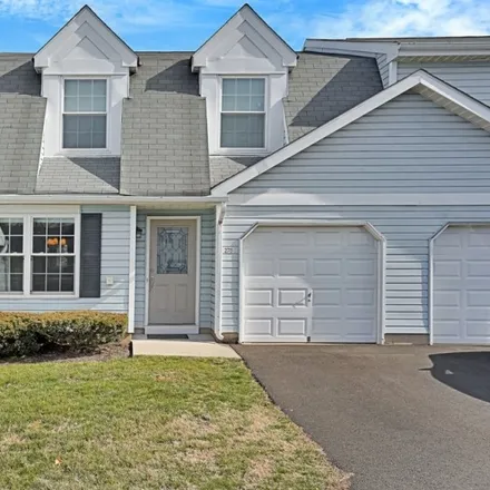 Buy this 3 bed townhouse on 278 Hazlitt Way in Franklin Township, NJ 08873