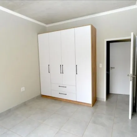 Image 5 - 494 Miami Place, Faerie Glen, Gauteng, 0043, South Africa - Townhouse for rent