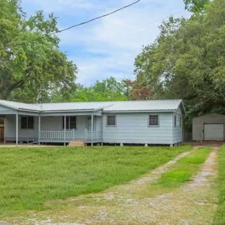 Buy this 3 bed house on 125 Julie Drive in Milton, Lafayette Parish