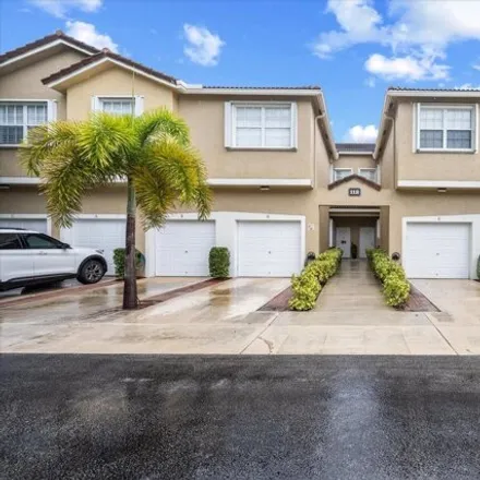 Rent this 3 bed house on Lighthouse Circle in Tequesta, Palm Beach County