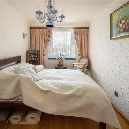 Image 7 - Offenbach House, Mace Street, London, E2 0RB, United Kingdom - Apartment for sale