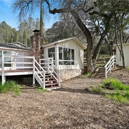 Buy this 3 bed house on 10805 Pingree Road in Lake County, CA 95423