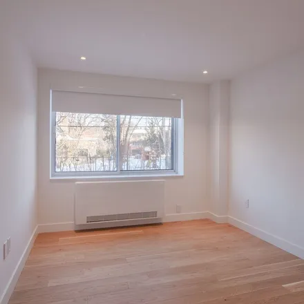 Rent this 2 bed apartment on 4555 Avenue Bonavista in Montreal, QC H3W 2C7