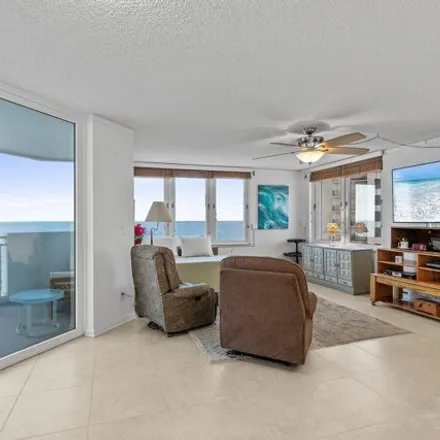 Image 9 - Oceans Three, South Atlantic Avenue, Daytona Beach Shores, Volusia County, FL 32118, USA - Condo for sale