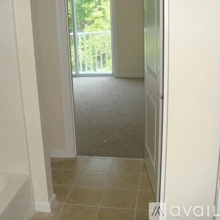 Image 5 - 108 California Ave, Unit 303 - Apartment for rent