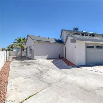 Buy this 5 bed house on 5098 Lancaster Drive in Paradise, NV 89120