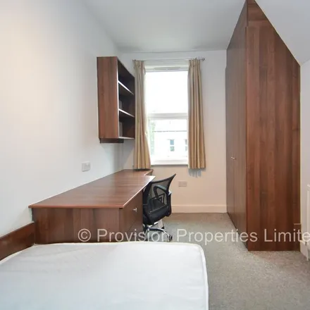Image 9 - 1-31 Stanmore Street, Leeds, LS4 2RS, United Kingdom - House for rent