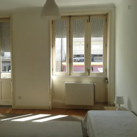Rent this 5 bed room on Rua de Santos Pousada in 4000-521 Porto, Portugal