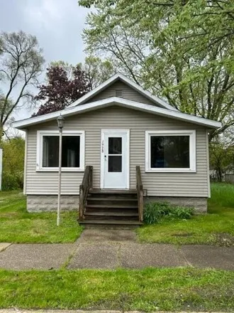 Buy this 3 bed house on 1920 Hudson Street in Muskegon, MI 49441