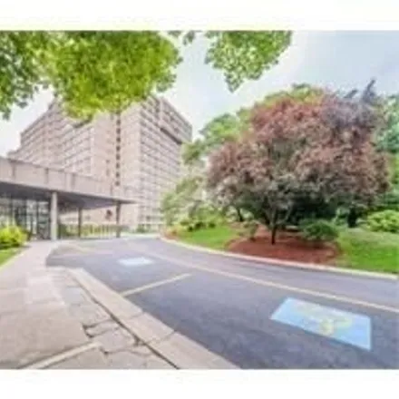 Buy this 2 bed condo on 250 Hammond Pond Parkway in Newton, MA 02167