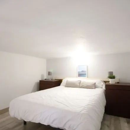 Rent this 2 bed room on Macarena Club in Carrer Nou de Sant Francesc, 5