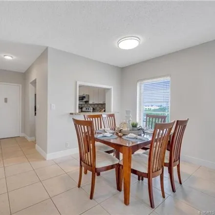 Image 9 - Allenwood Drive, Lauderdale-by-the-Sea, Broward County, FL 33308, USA - Condo for sale