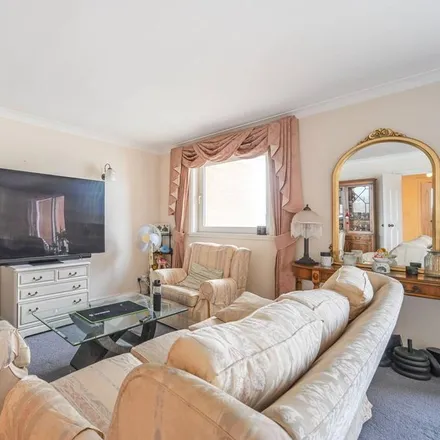 Rent this 2 bed apartment on Neptune Court in Homer Drive, London