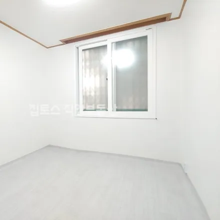 Image 3 - 서울특별시 강남구 신사동 560-12 - Apartment for rent