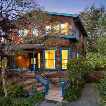 Buy this 4 bed house on 2919 Deakin Street in Berkeley, CA 94705