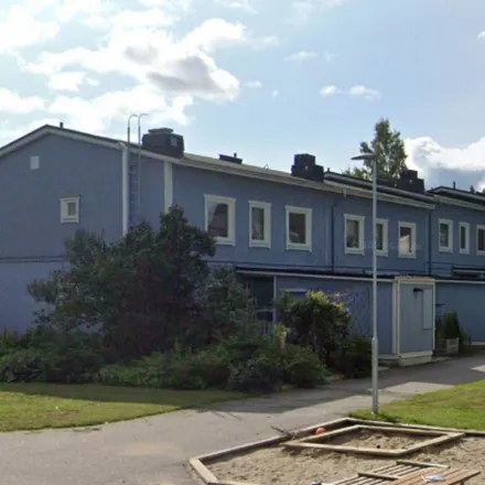 Rent this 3 bed apartment on Uppsalavägen 101 in 857 31 Sundsvall, Sweden