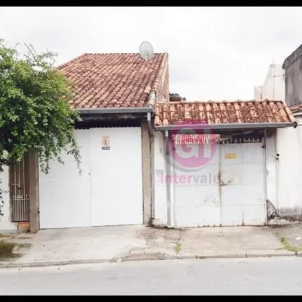 Buy this 4 bed house on Rua Itabaiana in Água Quente, Taubaté - SP