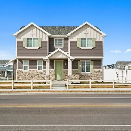 Buy this 3 bed house on South 2000 West in Syracuse, UT 84075