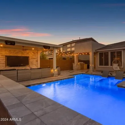 Image 3 - 2933 East Sands Drive, Phoenix, AZ 85050, USA - House for sale
