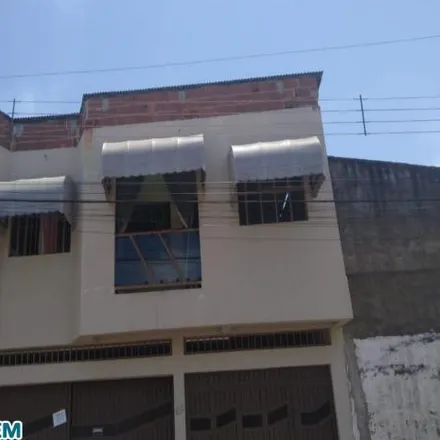 Buy this 3 bed house on Avenida Gerasa in Ipatinga - MG, 35164-213