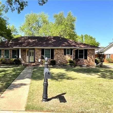 Buy this 3 bed house on 4075 South S Street in Fort Smith, AR 72903