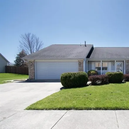 Image 1 - 1434 Knoll Crest Drive, Kendallville, IN 46755, USA - House for sale