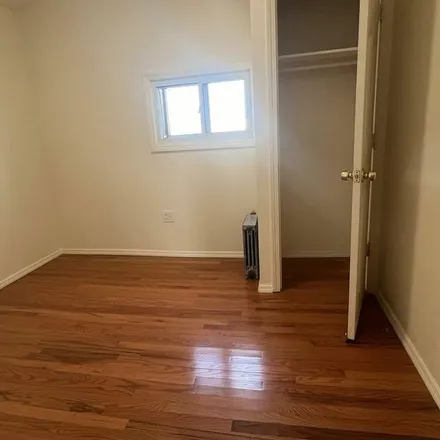 Rent this 3 bed apartment on 517 East 34th Street in New York, NY 11203