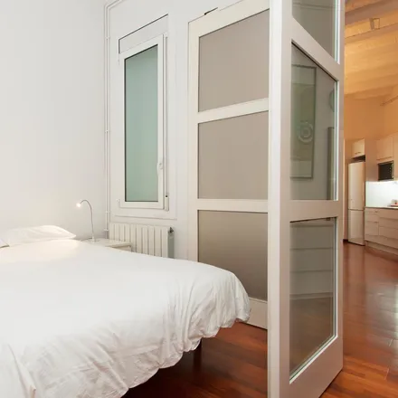 Rent this 1 bed apartment on Carrer de Muntaner in 74, 08011 Barcelona