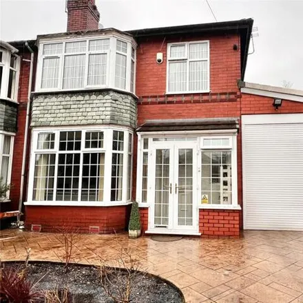 Buy this 3 bed duplex on Bishops Road in Farnworth, BL3 2JE