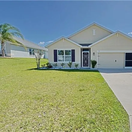 Buy this 4 bed house on 323 West Runyon Loop in Citrus County, FL 34465