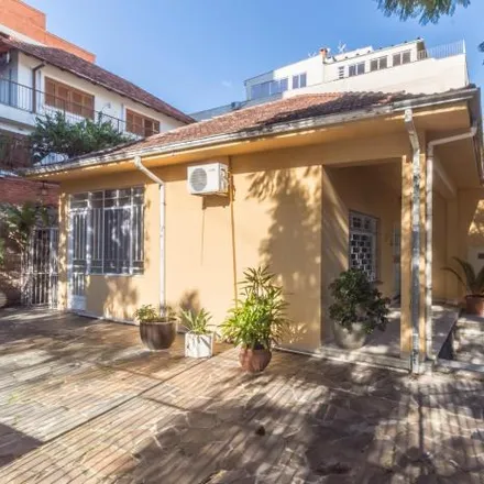 Rent this 2 bed house on Rua Felicíssimo de Azevedo in Higienópolis, Porto Alegre - RS