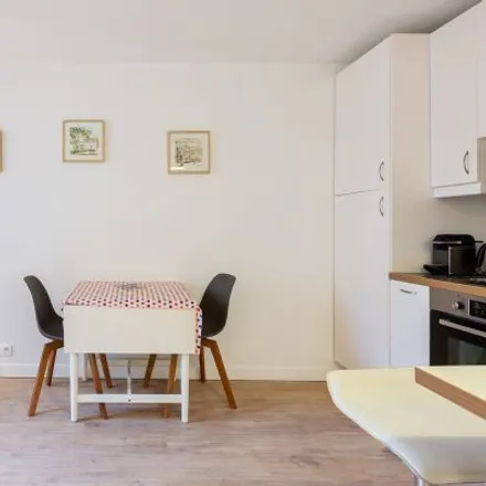 Rent this 2 bed apartment on 6 Passage des Abbesses in 75018 Paris, France