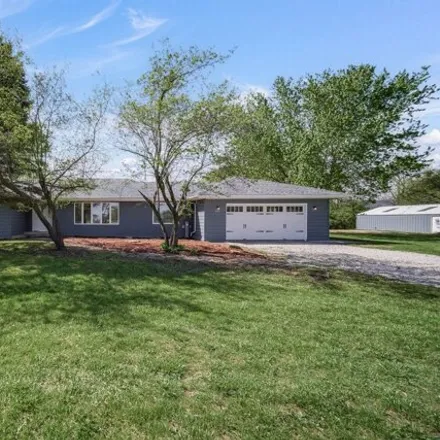 Buy this 4 bed house on 21067 West County Road in Will County, IL 60481
