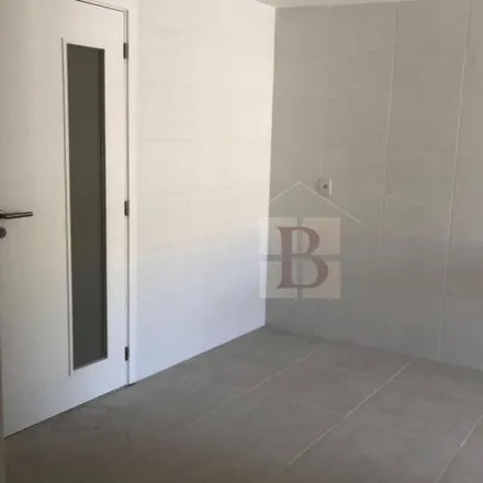 Buy this 5 bed apartment on Rua Eurico Manoel do Carmo in Charitas, Niterói - RJ