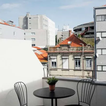 Image 5 - Jornal de Notícias, Rua de Gonçalo Cristóvão, 4000-265 Porto, Portugal - Apartment for rent