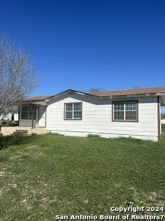 Image 4 - 119 2nd Street, Poteet, TX 78065, USA - House for sale