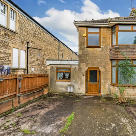 Buy this 4 bed duplex on Rosewood in Shaftesbury Road, Bath