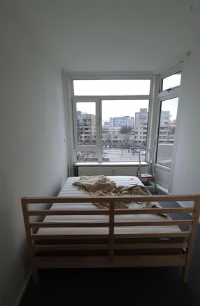 Rent this 4 bed room on Sierplein 71 in 1065 LN Amsterdam, Netherlands
