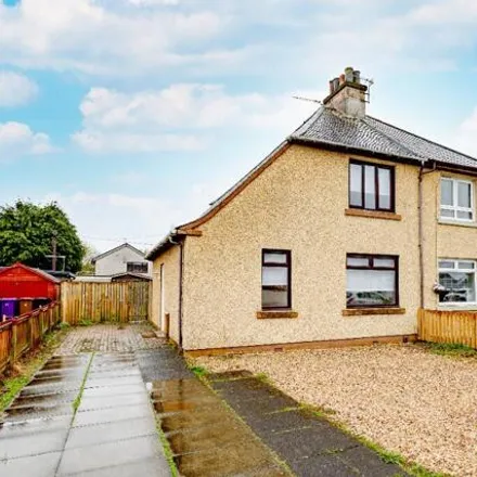 Buy this 3 bed duplex on Campbell Place in Dreghorn, KA11 4HD