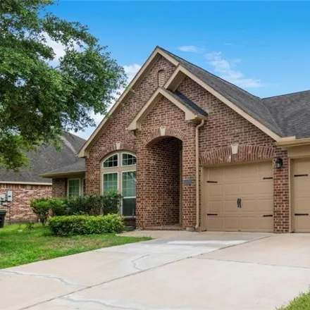 Rent this 3 bed house on 14072 Ginger Cove Court in Pearland, TX 77584