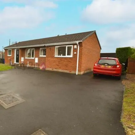 Buy this 3 bed house on Nether Oak View in Sheffield, S20 2PW