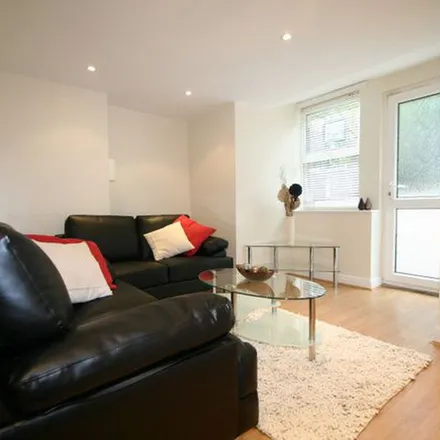 Rent this 2 bed townhouse on Ashley Street in Leeds, LS9 7AF